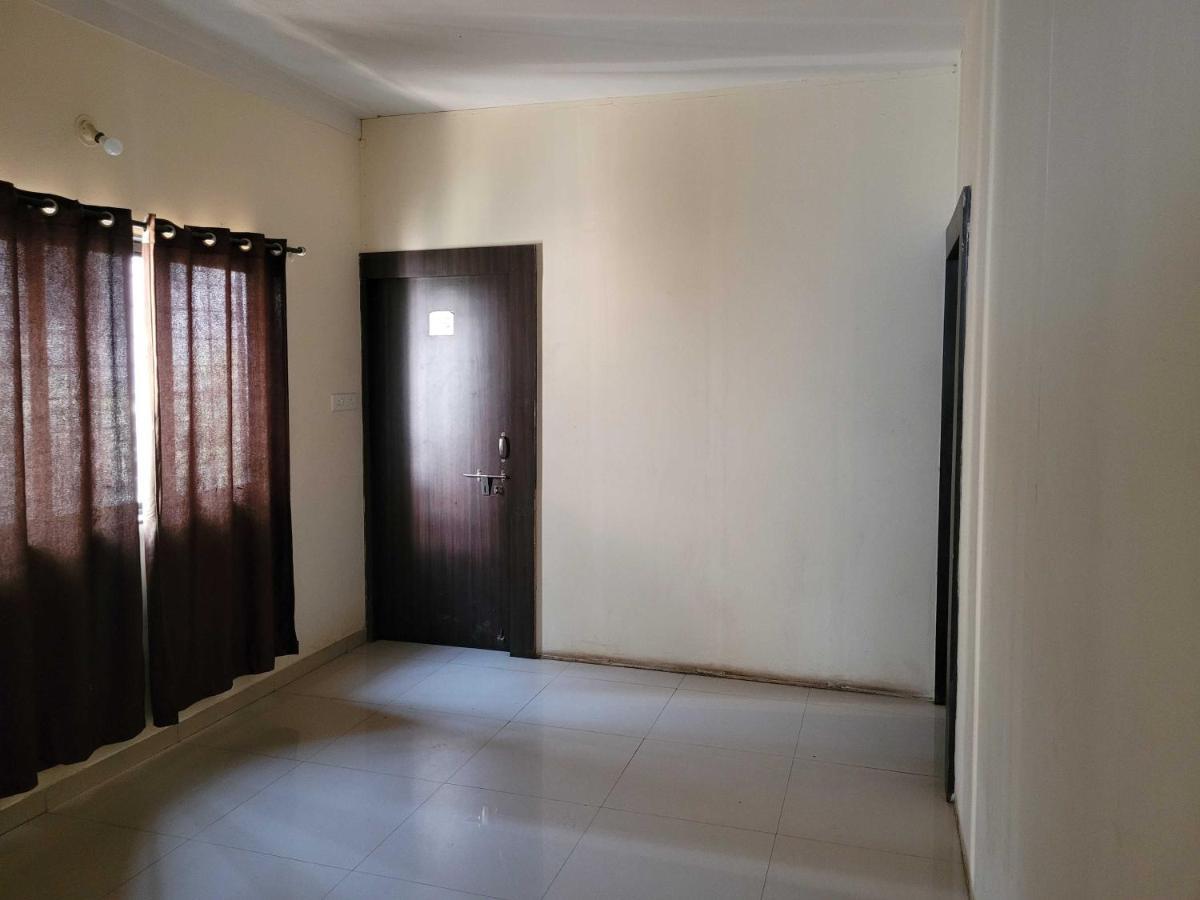 Spot On 72974 Gokul Lodge Pune Exterior photo